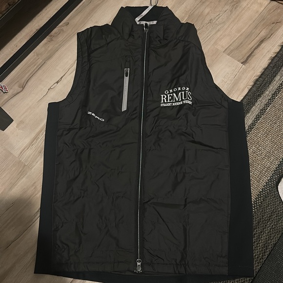 Zero Restriction Primaloft Collection Men’s Black  Golf Vest - Multiple Sizes - Picture 2 of 2